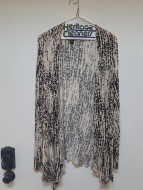 Victor Alfaro Beige and Black Printed Open-Front Cardigan